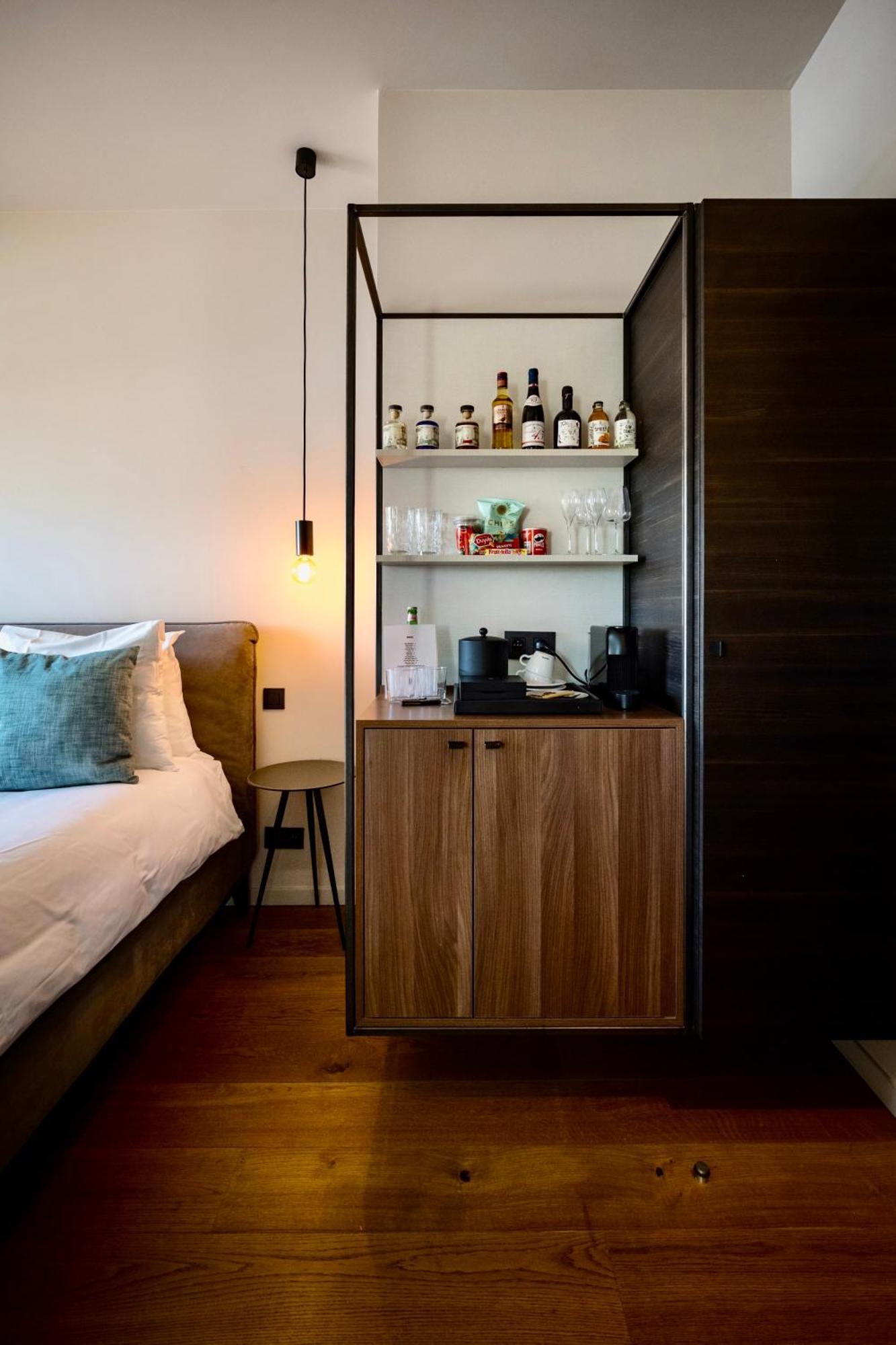 Hotel U Eat & Sleep 4*