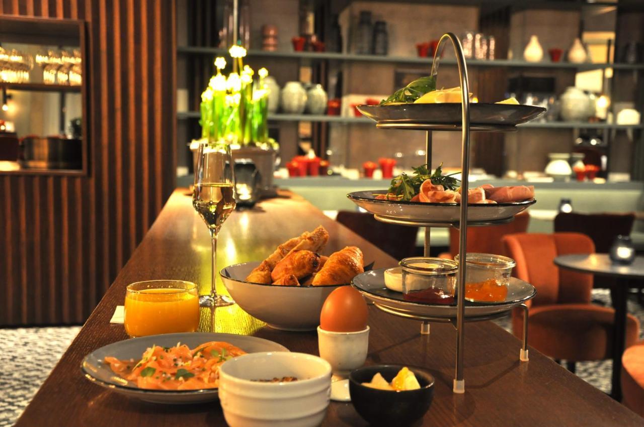Hotel U Eat & Sleep 4*